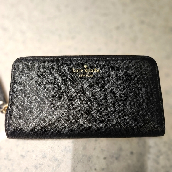 kate spade Handbags - Kate Spade Wallet